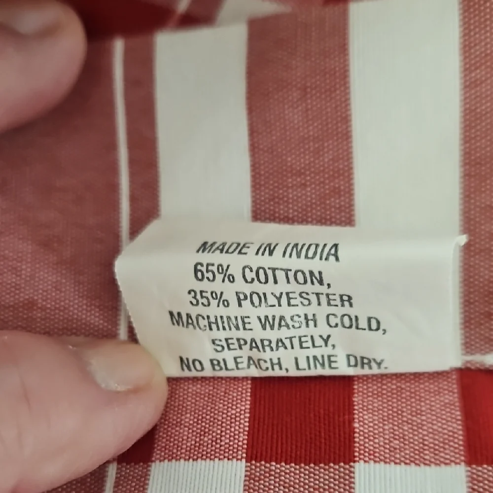 Crate&Barrel Red White Plaid Table Linen 6-x60